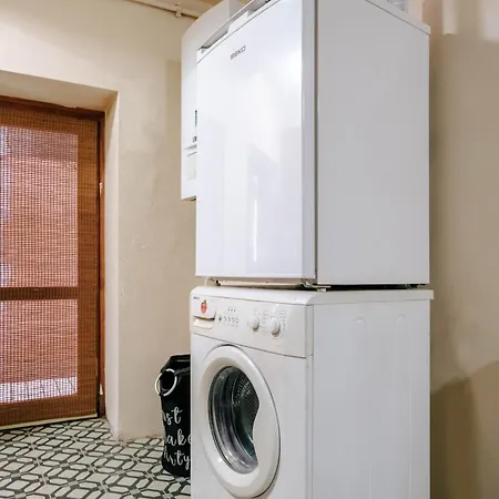Authentic Flat Close To Galata Tower
