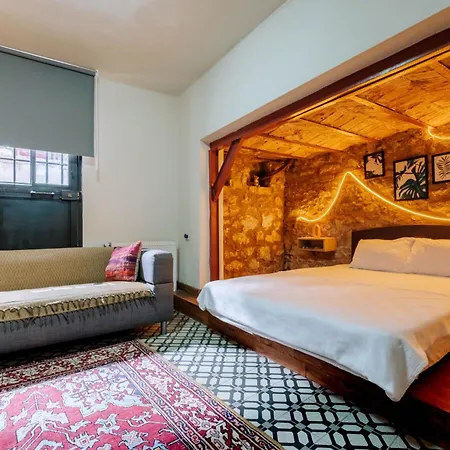 Authentic Flat Close To Galata Tower Estambul