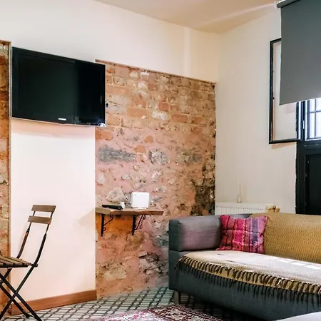 Authentic Flat Close To Galata Tower *